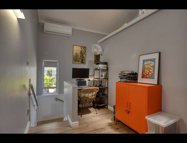 8 BEDROOM HOUSE FOR SALE IN BALLITO CENTRAL